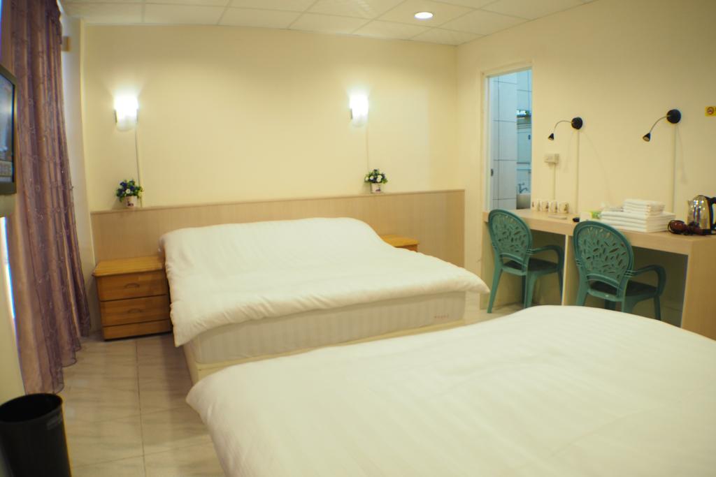 Sun Moon Star Hostel Budai エクステリア 写真