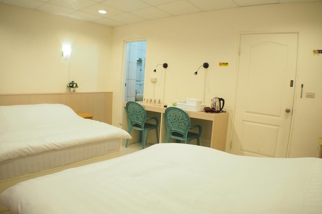 Sun Moon Star Hostel Budai エクステリア 写真