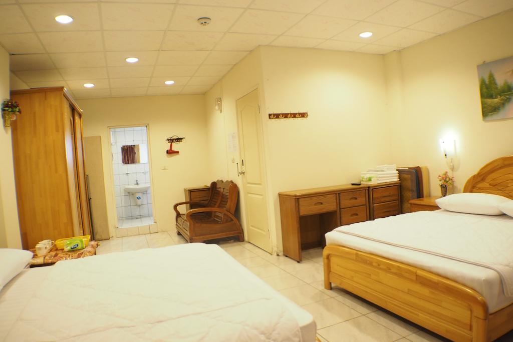 Sun Moon Star Hostel Budai エクステリア 写真