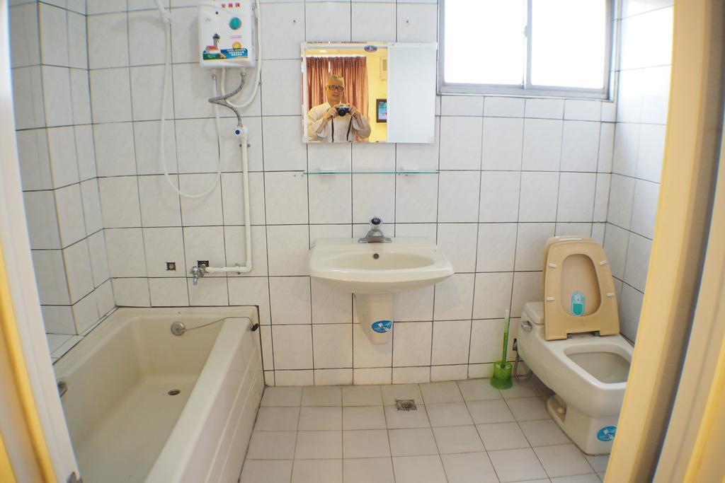 Sun Moon Star Hostel Budai エクステリア 写真